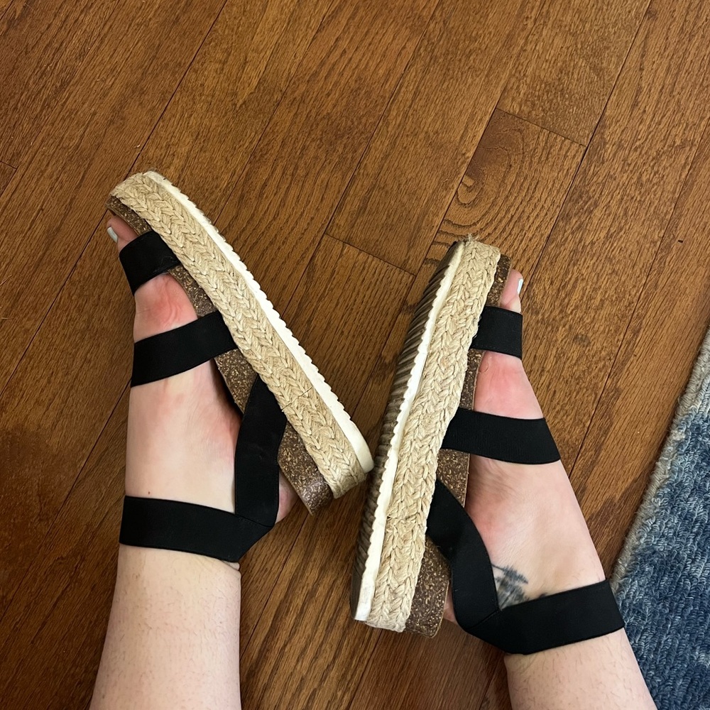 Steve Madden platform sandal
